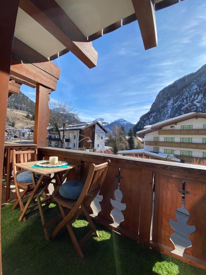 Calore Di Una Casa Di Montagna カンピテッロ・ディ・ファッサ エクステリア 写真