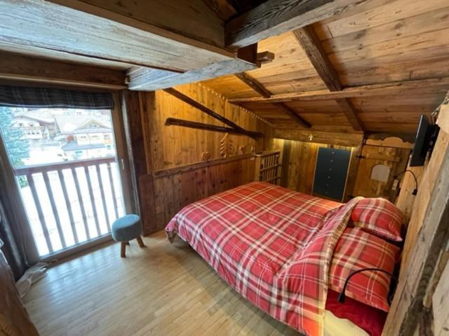 Calore Di Una Casa Di Montagna カンピテッロ・ディ・ファッサ エクステリア 写真